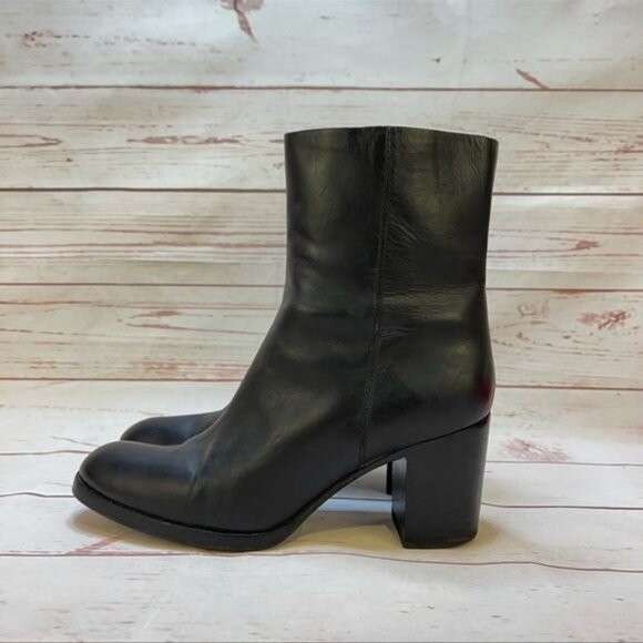 Alexander Wang Black Leather Block Heel Ankle Bootie Sz 39 US 9 - Picture 2 of 9